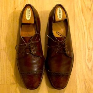 Allen Edmonds Strand Cap-toe Oxford Men’s size 10 1/2, and Shoe Trees included